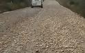 Προσοχή στον δρόμο ΒΟΝΙΤΣΑΣ -ΠΑΛΑΙΡΟΥ: Υπάρχουν κοφτερές Πέτρες στο δρόμο!! | ΦΩΤΟ - Φωτογραφία 2