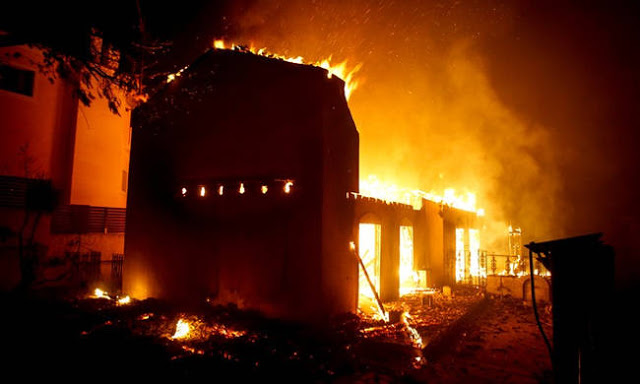 «Κάηκαν σε πέντε λεπτά»: Νέα μήνυση για τη φονική πυρκαγιά στο Μάτι - Φωτογραφία 1