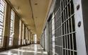 Ισοβίτης «κάρφωσε» κρατούμενο με αυτοσχέδιο μαχαίρι στις φυλακές Δομοκού