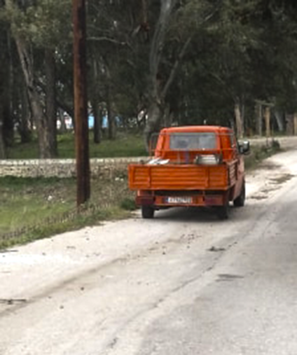 Ζημιές από τους σφοδρούς ανέμους στη ΒΟΝΙΤΣΑ -ΦΩΤΟ - Φωτογραφία 13