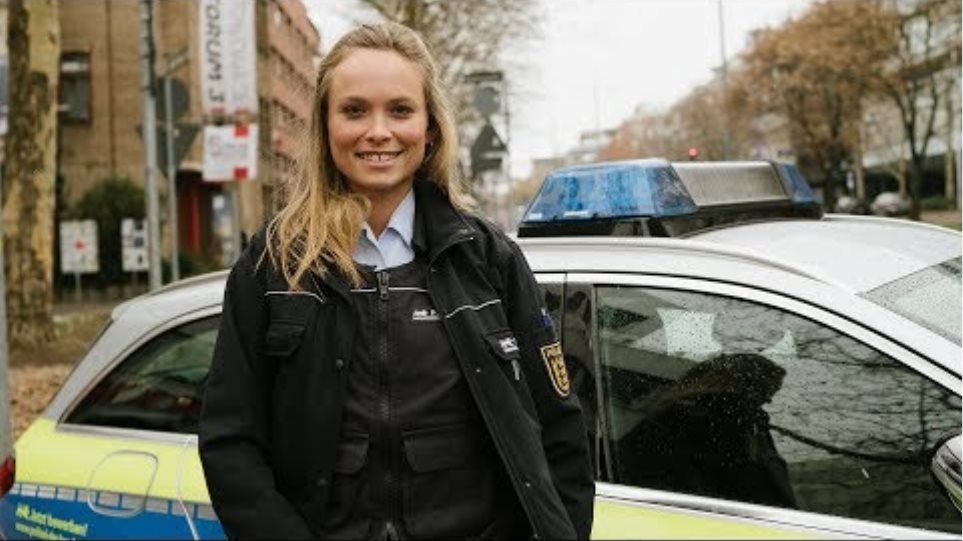 Η αστυνομικός Ναντίν Μπέρναϊς κατέκτησε τον τίτλο της ομορφότερης Γερμανίδας - Φωτογραφία 3