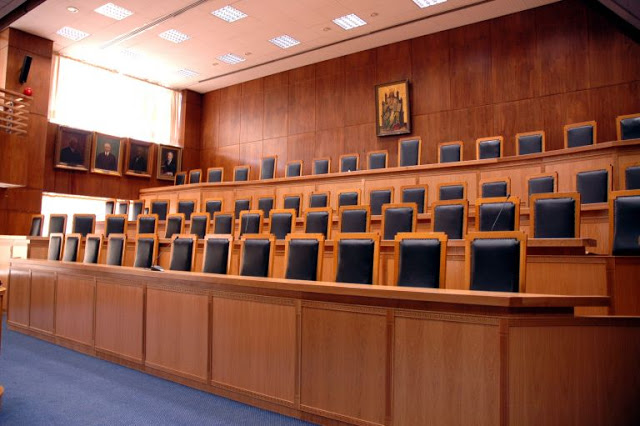 Στα δικαστήρια η Ελλάδα - Τι θα αλλάξει τους επόμενους μήνες από τις αποφάσεις των δικαστών - Φωτογραφία 1
