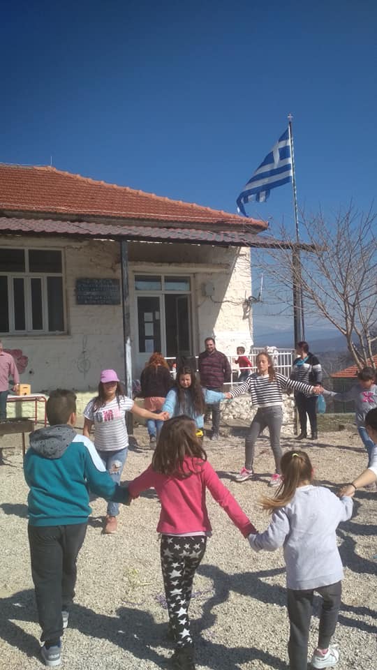 Τσικνοπέμπτη στο Δημοτικό Σχολείο ΚΟΜΠΩΤΗΣ | ΦΩΤΟ - Φωτογραφία 23