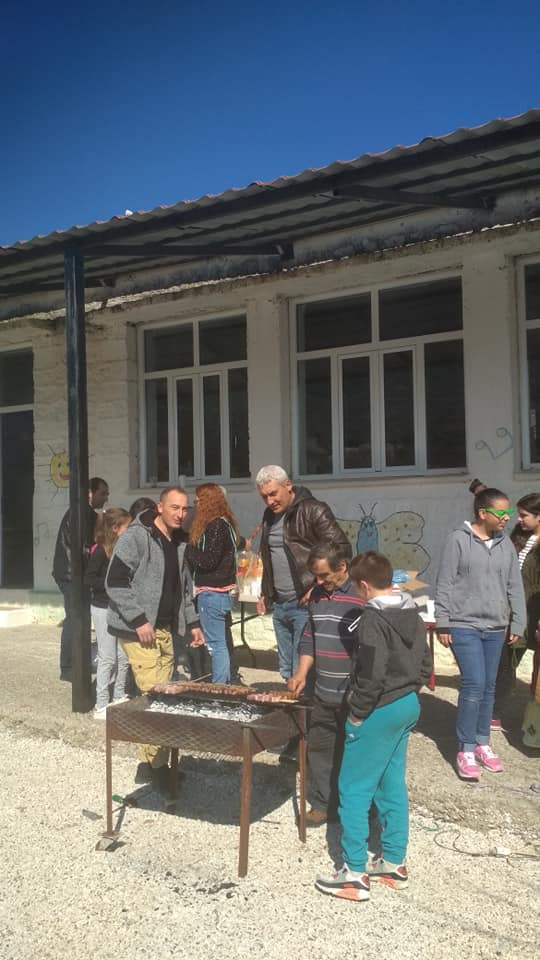 Τσικνοπέμπτη στο Δημοτικό Σχολείο ΚΟΜΠΩΤΗΣ | ΦΩΤΟ - Φωτογραφία 7