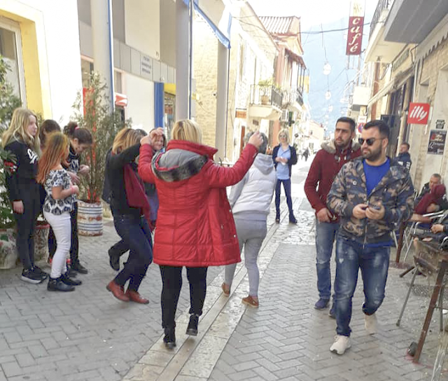 Τσικνοπέμπτη με χορό και φαγητό στον ΜΥΤΙΚΑ | ΦΩΤΟ - Φωτογραφία 13