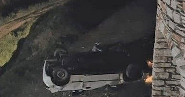 Νάξος: Αυτοκίνητο έπεσε σε γκρεμό - Φωτογραφία 1