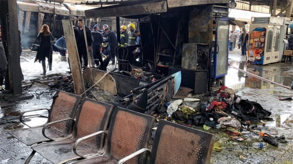 Ο τσακωμός του μηχανοδηγού με συνάδελφο οδήγησε στην τραγωδία με τους 25 νεκρούς στο Κάιρο - Φωτογραφία 1