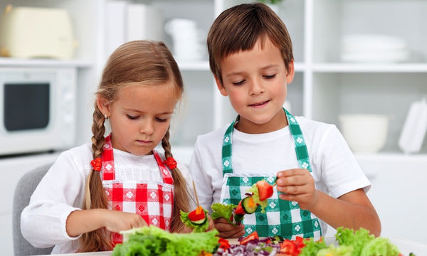 Παιδική διατροφή: Οι έξι κανόνες που συστήνουν οι ειδικοί! - Φωτογραφία 1