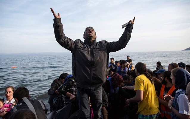 Νόαμ Τσόμσκι: Είμαστε υπεύθυνοι για τους μετανάστες - Φωτογραφία 1