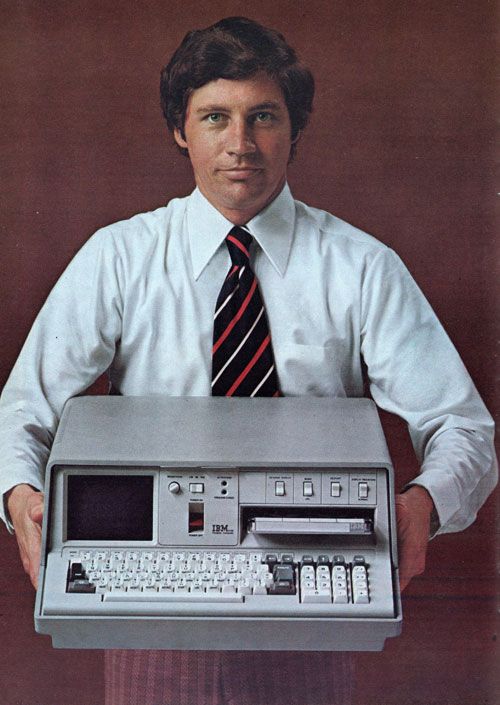 Έτσι διαφημιζόταν στα '70s ο πρώτος φορητός υπολογιστής - Ζύγιζε 23 κιλά! - Φωτογραφία 2