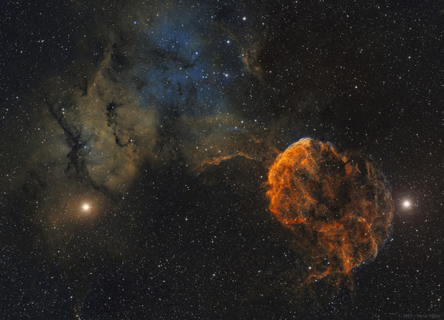 Sharpless 249 and the Jellyfish Nebula - Φωτογραφία 1
