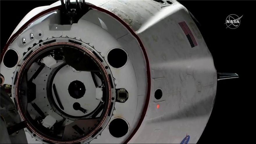 NASA: Το Crew Dragon της SpaceX επέστρεψε στη Γη - Φωτογραφία 4