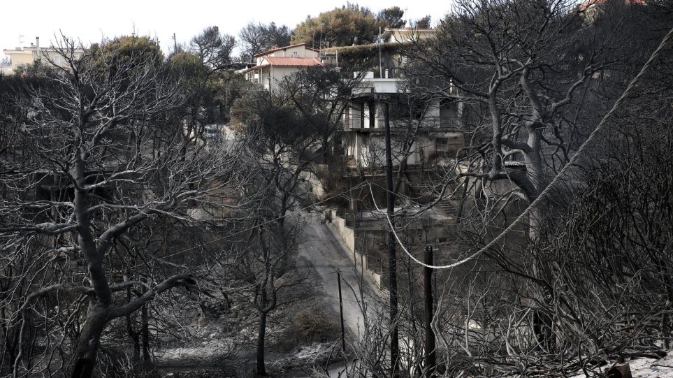 Κίνδυνος για νέα τραγωδία μετά το Μάτι - Στο έλεος μιας πυρκαγιάς εννέα οικισμοί - Φωτογραφία 1