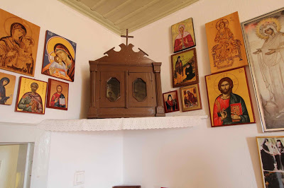Φωτογραφίες του σπιτιού του Αγίου Παϊσίου στην Κόνιτσα και προσωπικών του αντικειμένων - Φωτογραφία 13