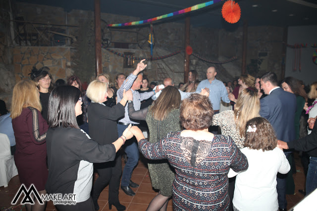 Πολυκοσμία στον Αποκριάτικο χορό του ΗΡΑΚΛΗ ΑΣΤΑΚΟΥ στο κτήμα ΙΟΝΙΟ (φωτο: Make art) - Φωτογραφία 55