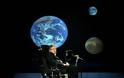 Στίβεν Χόκινγκ: Ένας χρόνος από τον θάνατο του ανθρώπου που «κατέκτησε» το σύμπαν - Φωτογραφία 7