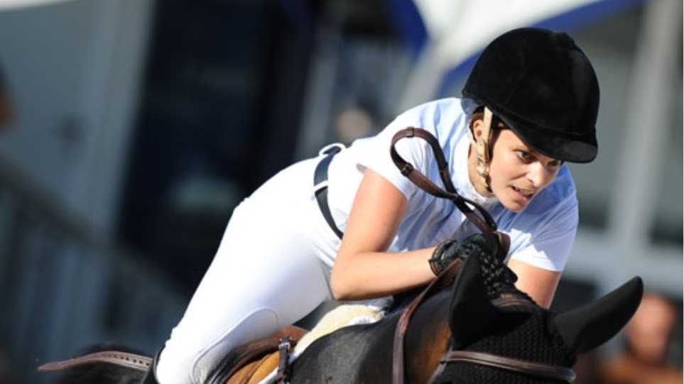 Στους δέκα καλύτερους ιππείς σε grand prix στο Κατάρ η Αθηνά Ωνάση - Φωτογραφία 1