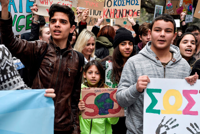 Κλιματική αλλαγή: Οι μαθητές στους δρόμους - Φωτογραφία 2