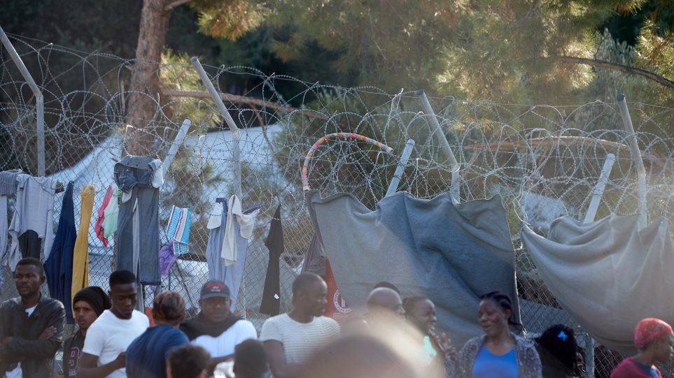 Γιατροί Χωρίς Σύνορα: Αποθήκη για πρόσφυγες η Ελλάδα - Φωτογραφία 1