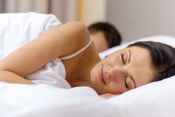 Πάτα άφοβα το snooze: Ο ύπνος σε βοηθά να χάσεις βάρος - Φωτογραφία 1