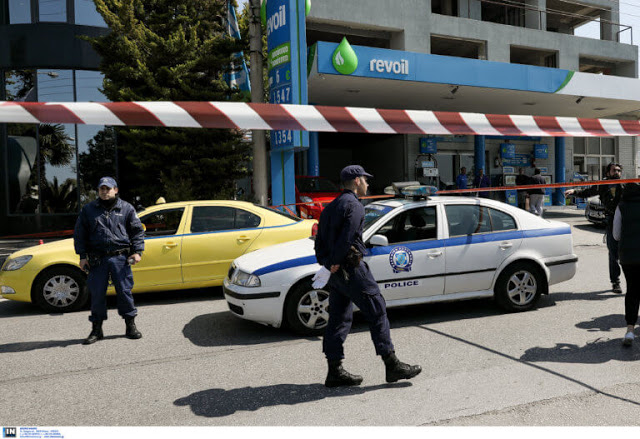 Έγκλημα στο Ελληνικό: Απόστρατος σκότωσε τη γυναίκα του και αυτοκτόνησε - Φωτογραφία 1