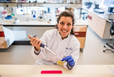 Μαρία Θέμελη: η ερευνήτρια που βραβεύτηκε για την παραγωγή κυττάρων CAR-T που νικούν τον καρκίνο - Φωτογραφία 2