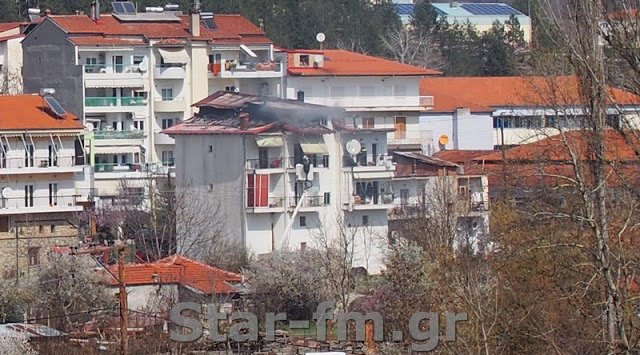 Πυρκαγιά σε οικοδομή στα Γρεβενά (εικόνες + video) - Φωτογραφία 105