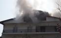Πυρκαγιά σε οικοδομή στα Γρεβενά (εικόνες + video) - Φωτογραφία 4