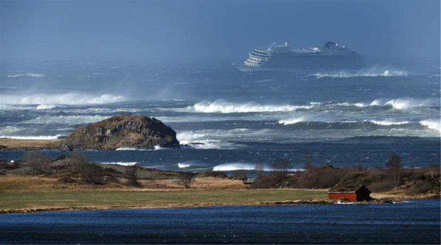 Νορβηγία: Εκκενώνεται ακυβέρνητο κρουαζιερόπλοιο... - Φωτογραφία 2