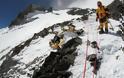 BBC: Το λιώσιμο των πάγων στο Εβερεστ αποκαλύπτει σορούς ορειβατών