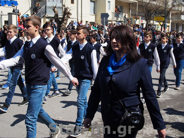 Grevena TV || Η παρέλαση στα Γρεβενά της 25ης Μαρτίου 2019- Περνάει ο στρατός ... (εικόνες + video) - Φωτογραφία 106