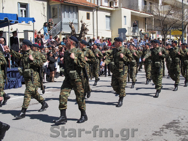 Grevena TV || Η παρέλαση στα Γρεβενά της 25ης Μαρτίου 2019- Περνάει ο στρατός ... (εικόνες + video) - Φωτογραφία 176