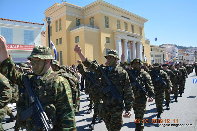 Φωτό από τη στρατιωτική παρέλαση της 79 ΑΔΤΕ - Φωτογραφία 14