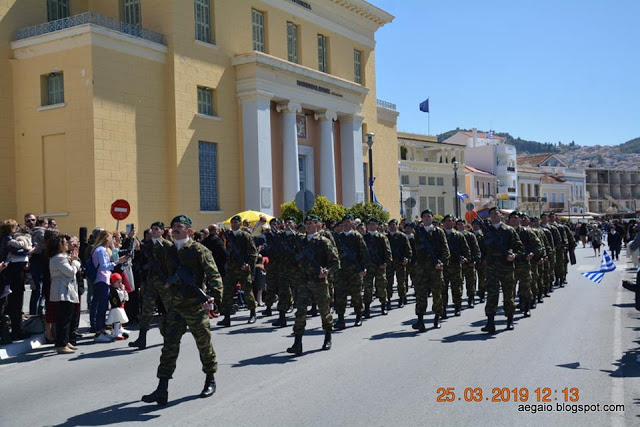 Φωτό από τη στρατιωτική παρέλαση της 79 ΑΔΤΕ - Φωτογραφία 19