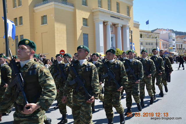 Φωτό από τη στρατιωτική παρέλαση της 79 ΑΔΤΕ - Φωτογραφία 26