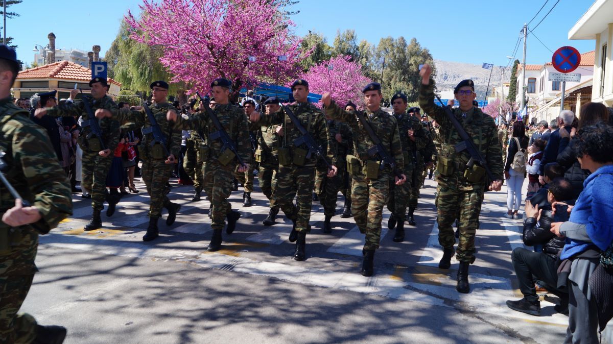 96 ΑΔΤΕ (ΧΙΟΣ): 8 φορές… «Μακεδονία ξακουστή» στην παρέλαση της 25ης Μαρτίου (ΦΩΤΟ-BINTEO) - Φωτογραφία 5