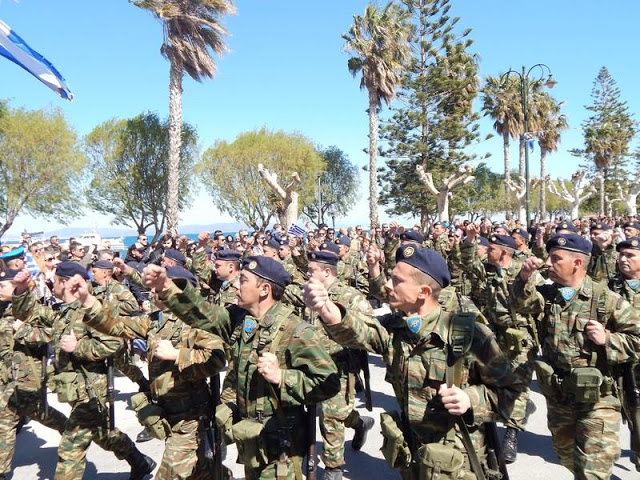 Φωτό από τη Στρατιωτική παρέλαση της 80 ΑΔΤΕ - Φωτογραφία 34