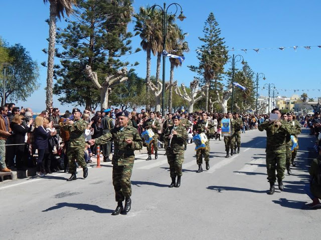 Φωτό από τη Στρατιωτική παρέλαση της 80 ΑΔΤΕ - Φωτογραφία 36
