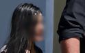 Στον ανακριτή η 32χρονη που κατηγορείται ότι έριξε τον σύντροφό της από μπαλκόνι στη Βούλα - Φωτογραφία 2