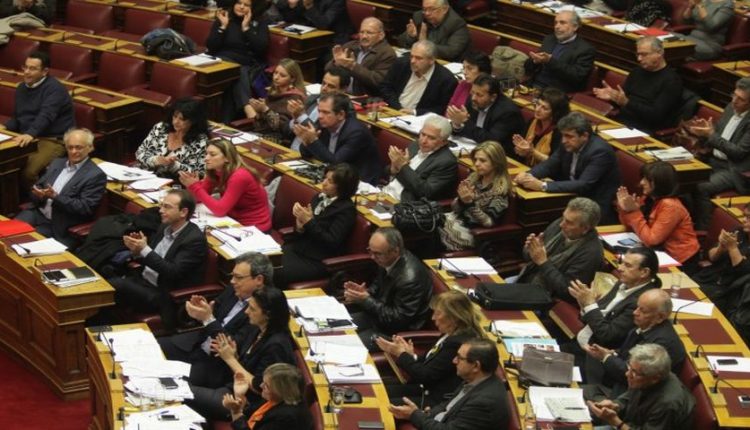 Εκλογική εξαφάνιση: Αυτοί είναι οι βουλευτές του ΣΥΡΙΖΑ που δεν θα ξαναδούν κοινοβούλιο - Φωτογραφία 1