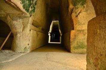 Η σπηλιά της Σίβυλλας Κυμαίας στη Νάπολη - Φωτογραφία 4