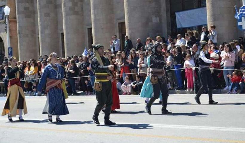 Η ηχηρή παρουσία των Ποντίων Ρόδου στην παρέλαση της 25ης Μαρτίου - Φωτογραφία 3