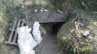 Σέρρες: Άνοιξαν σήραγγα 30 μέτρων για να βρουν αρχαία κάτω από μοναστήρι - Φωτογραφία 4