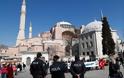 Διπλή πρόκληση Ερντογάν: Δεν θα υπάρξει ξανά Κωνσταντινούπολη και θα κάνουμε τζαμί την Αγιά Σοφιά - Φωτογραφία 2
