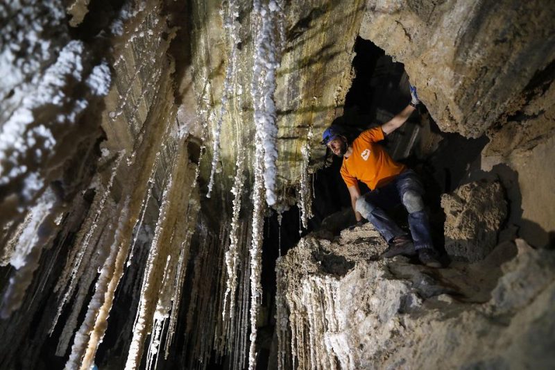 Το μεγαλύτερο σε μήκος σπήλαιο άλατος στον κόσμο - Φωτογραφία 2