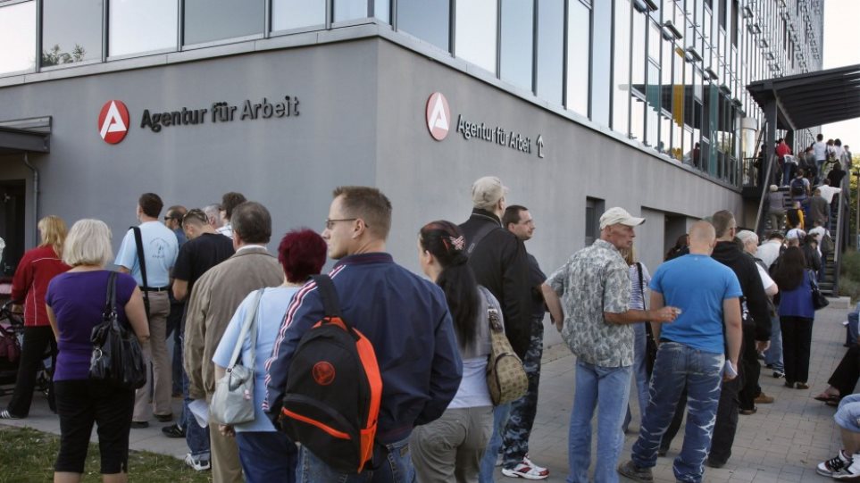Γερμανία: Μόλις στο 4,9% η ανεργία - Φωτογραφία 1