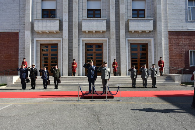 Παρουσία Αρχηγού ΓΕΕΘΑ στον Εορτασμό των Δέκα (10) Ετών από την Ένταξη στο ΝΑΤΟ της Αλβανίας - Φωτογραφία 9