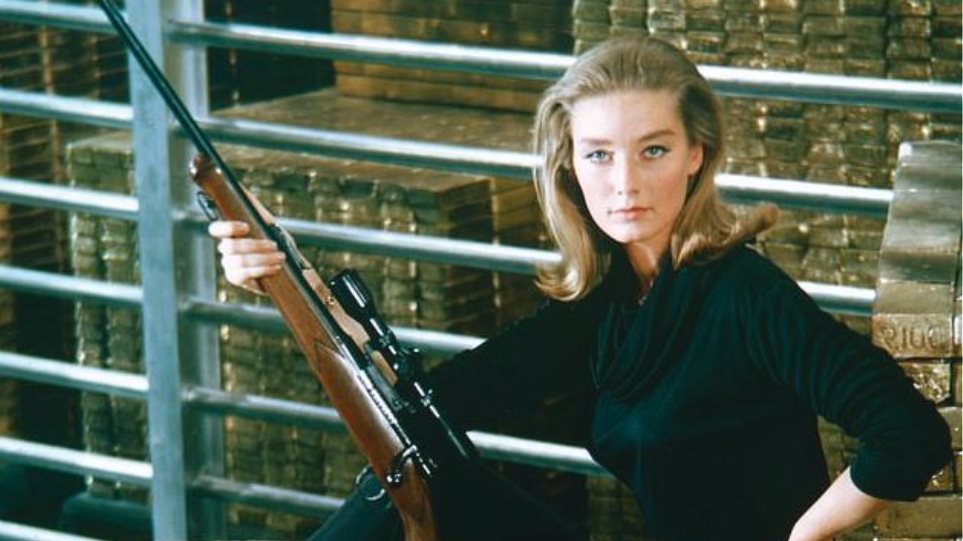 νια Μάλετ: Το «Bond girl» από το «Goldfinger» πέθανε σε ηλικία 77 ετών - Φωτογραφία 1