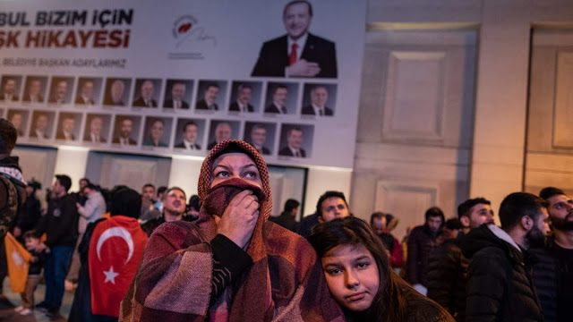 Τουρκία: Το «άνωθεν» τηλεφώνημα... - Φωτογραφία 1