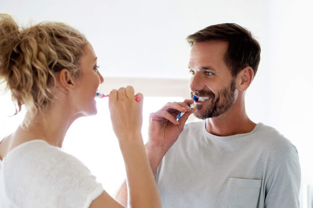Ποια συνήθειά μας βλάπτει την υγεία των δοντιών μας; - Φωτογραφία 1